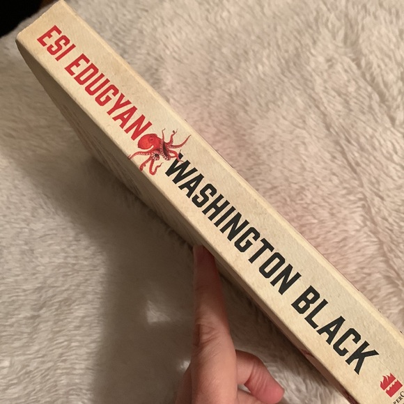 ☄️2/$15☄️washington Black - Picture 2 of 5